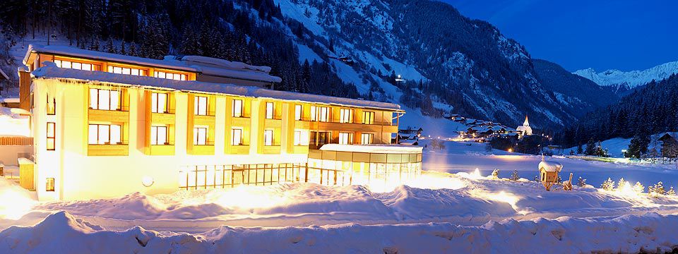 Spa Hotel Zedern Klang Хопфгартен-ин-Деферегген Экстерьер фото