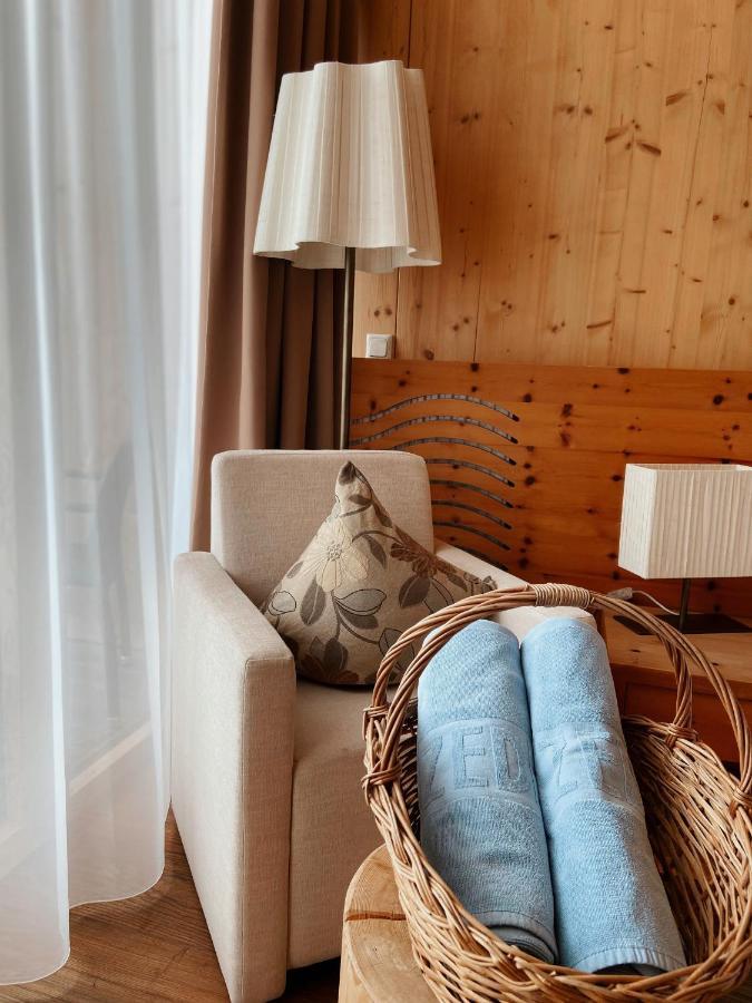 Spa Hotel Zedern Klang Хопфгартен-ин-Деферегген Экстерьер фото