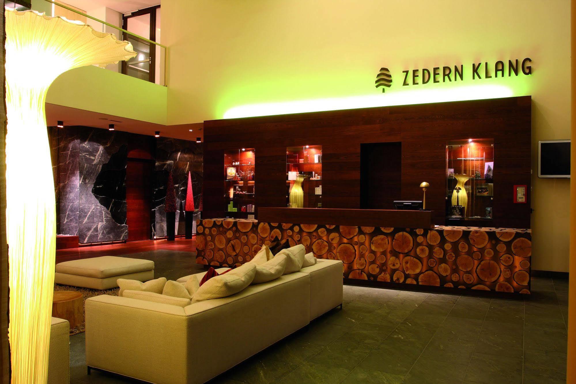 Spa Hotel Zedern Klang Хопфгартен-ин-Деферегген Экстерьер фото